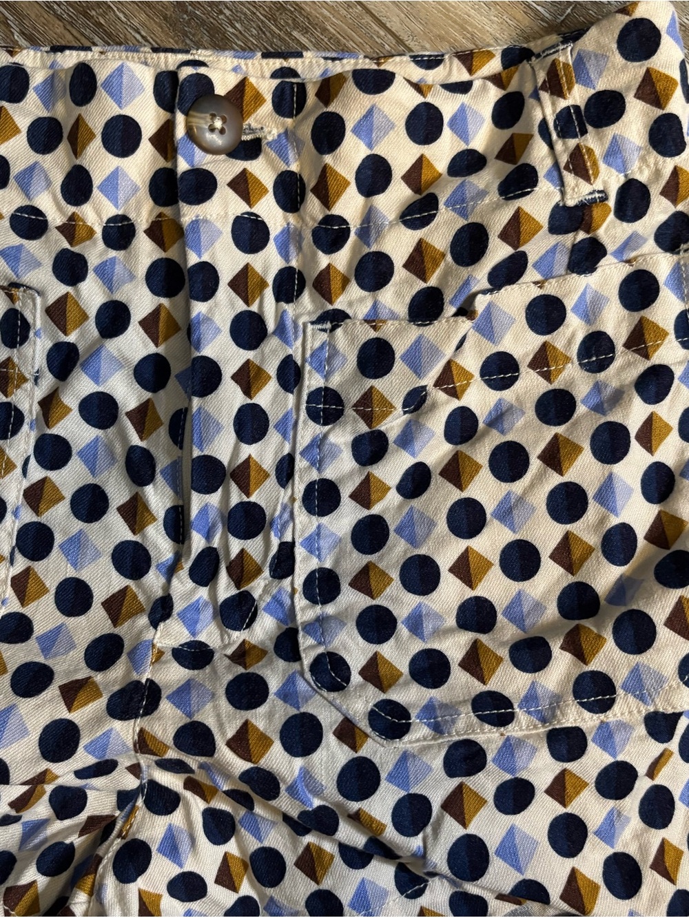 Maeve by Anthropologie The Colette size 30 women’s Geo Dot Print Jean Shorts
